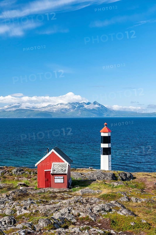 Lyngstuva Lighthouse