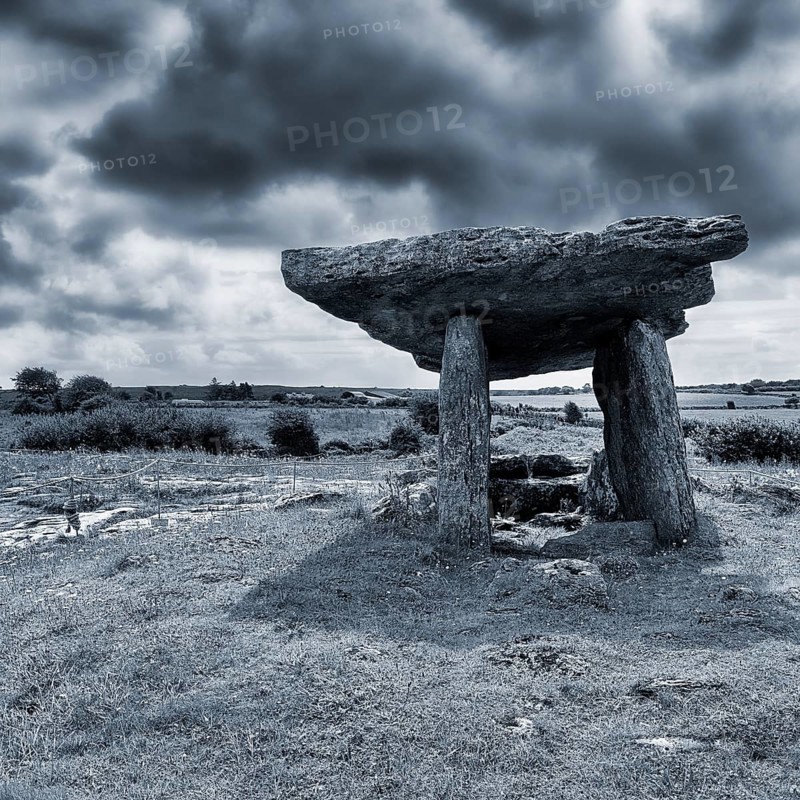 Poulnabrone dolmens