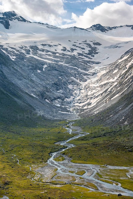 Zemmbach rises from the Schwarzensteinkees glacier