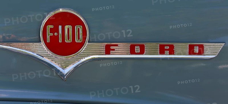Nameplate Ford F 100 Pickup