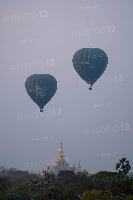 Ananda Temple with two blue balloons