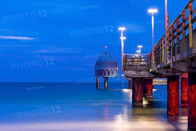 Diving gondola at dusk