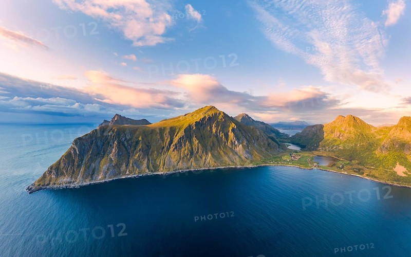 View of Vareid and the mountains of Flakstadoya