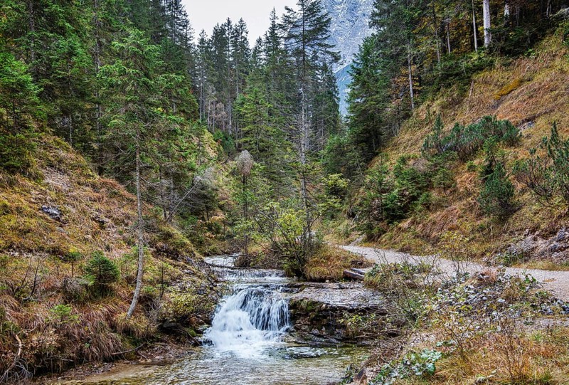 Ferchenbach on the hiking trail to Ferchensee