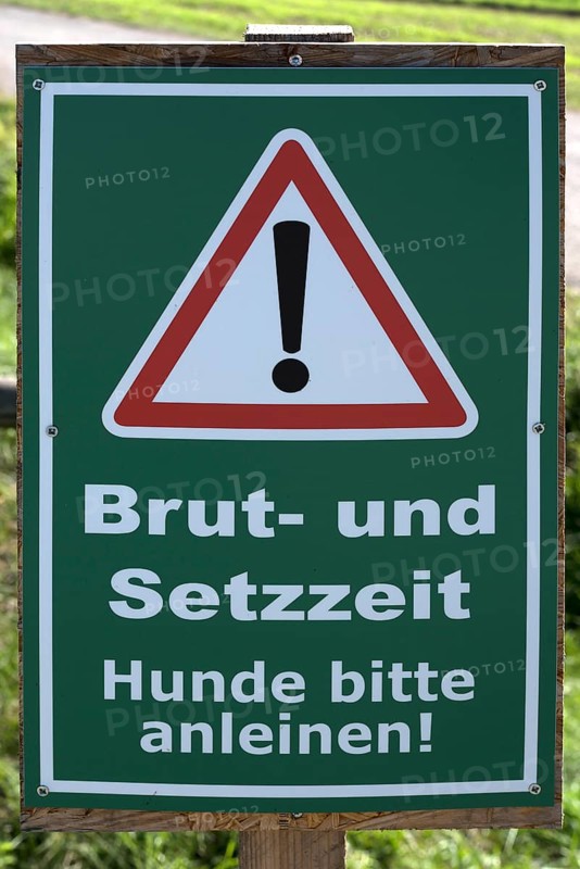Warning sign for dog owners