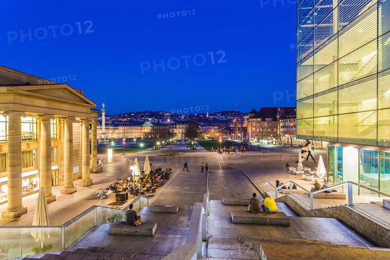 Koenigsbau and Museum of Art at Schlossplatz