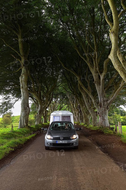 Car with caravan