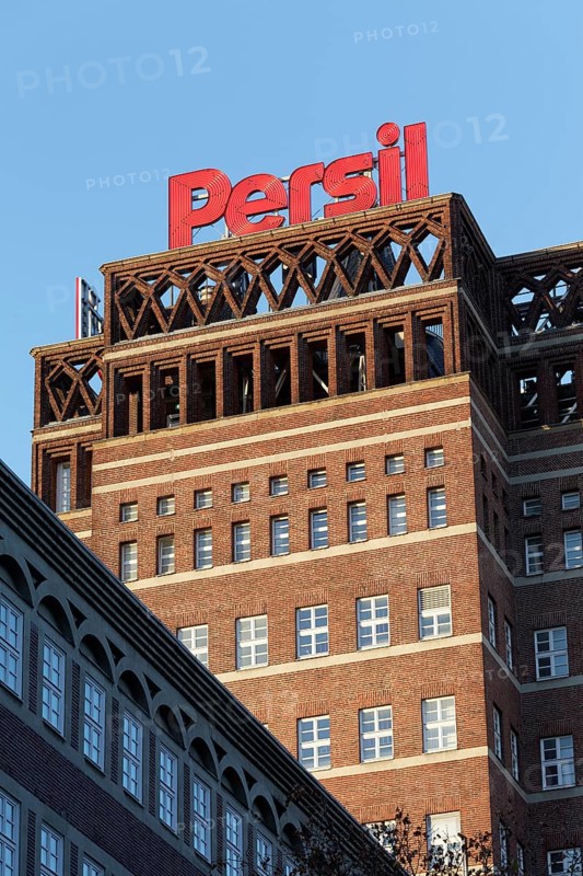 Persil lettering on Wilhelm Marx House