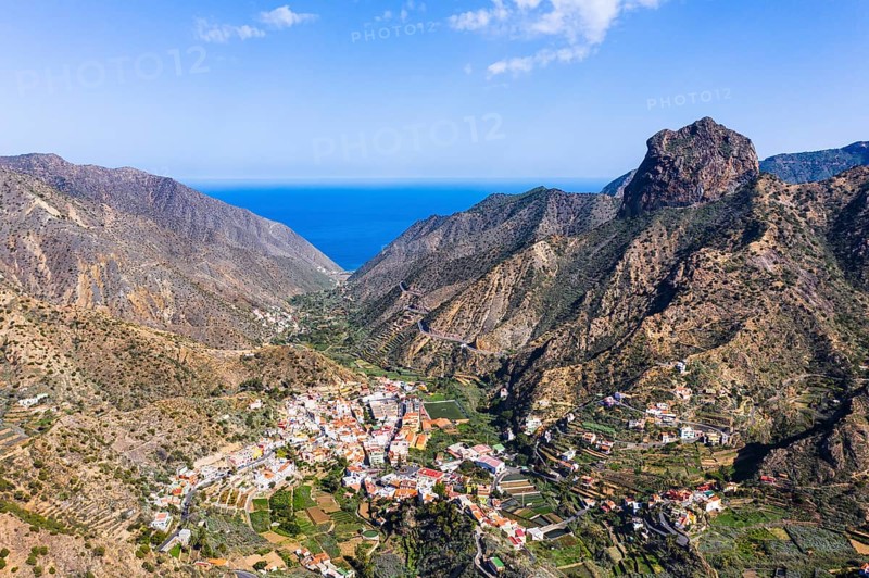 Village Vallehermoso and mountain Roque Cano