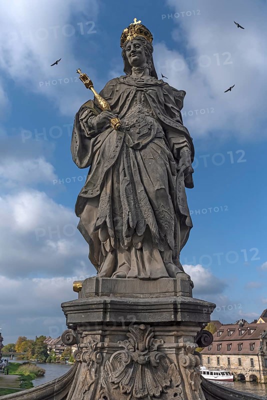 Statue of Empress Kunigunde
