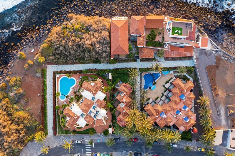 Apartment houses and holiday homes on the coast from above