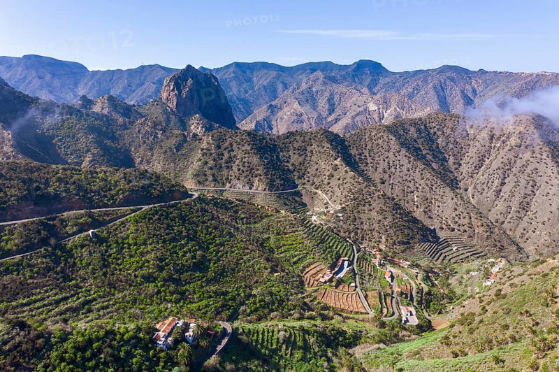 Tamargada settlement and Roque Cano mountain