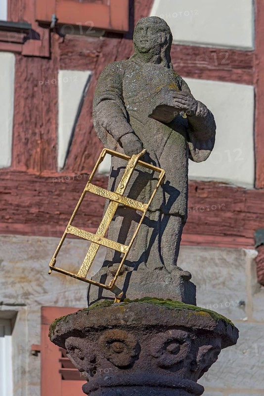 Statue of St. Laurence