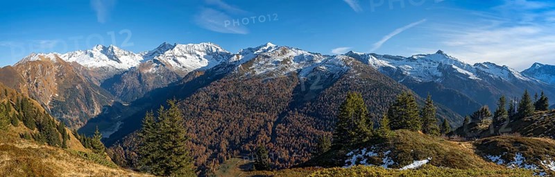 Autumnal mountain landscape at Padauner Kogel