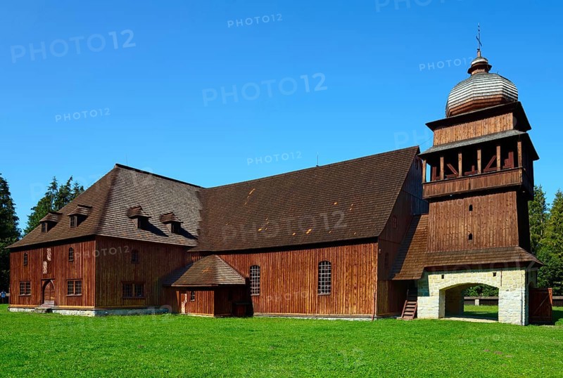 Wooden articular church