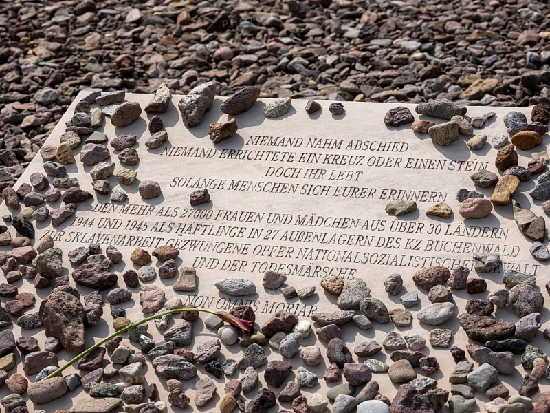 Memorial plaque for woman and girls