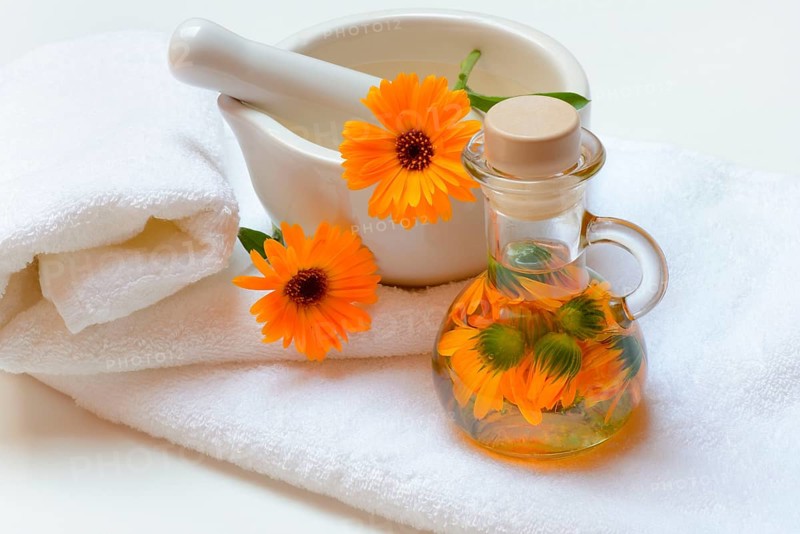 Calendula oil in bottle