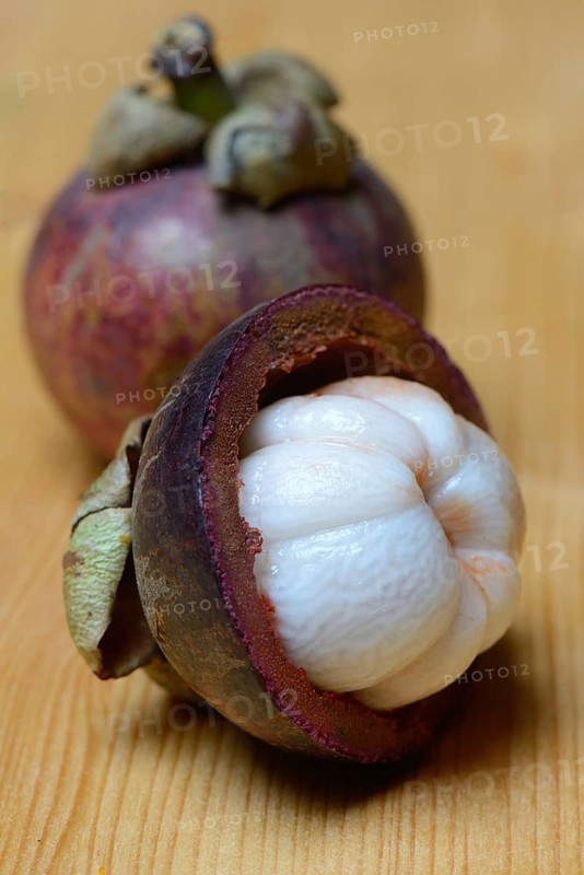 Crimson mangosteen