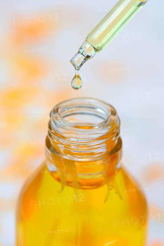 Pipette with calendula tincture