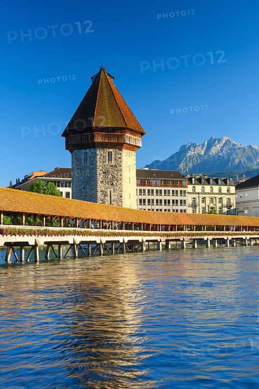 Chapel Bridge with Pilatus