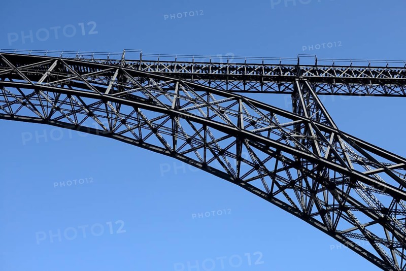 Bridge over the Douro
