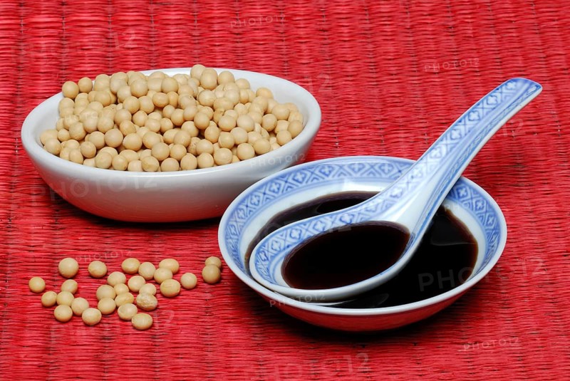Sojasauce and Soya bean