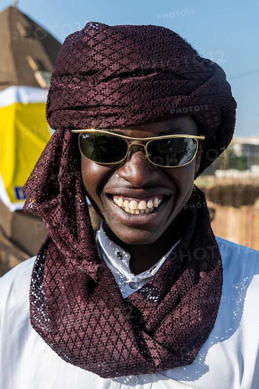 Toubou beduin with sunglasses