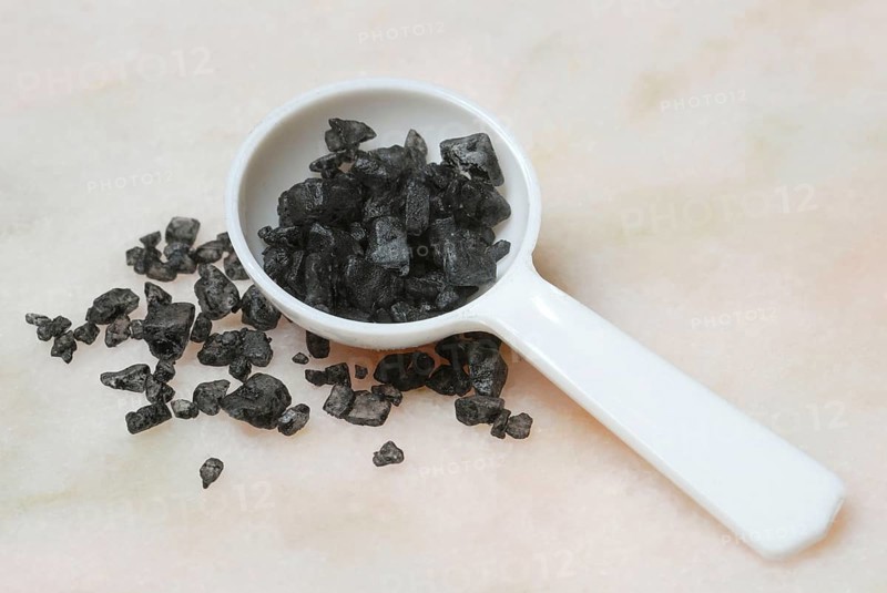 Black Hawaiian salt