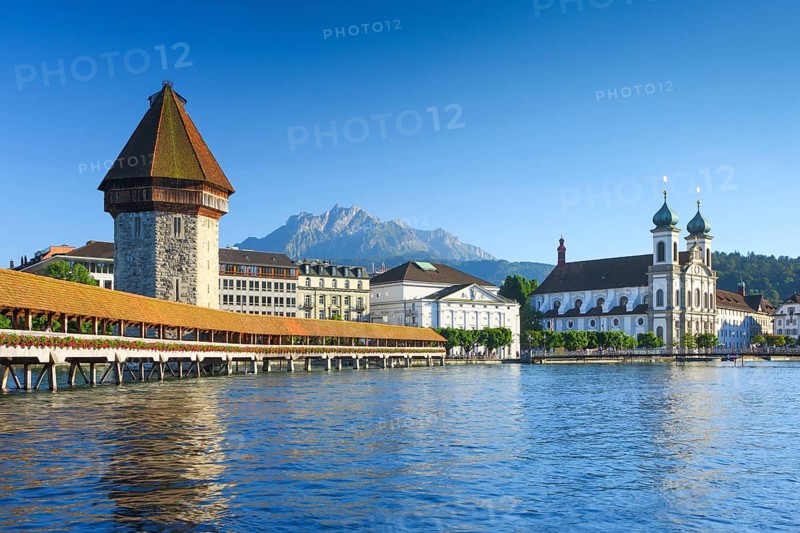 Chapel Bridge with Pilatus