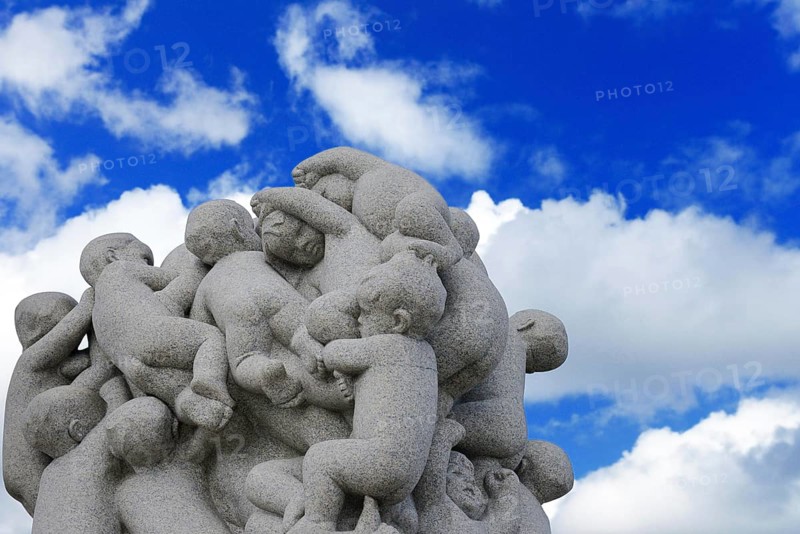 Children figures