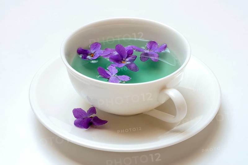 Violet tea