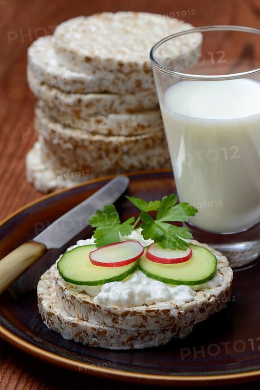 Spelt wafer topped with cream cheese