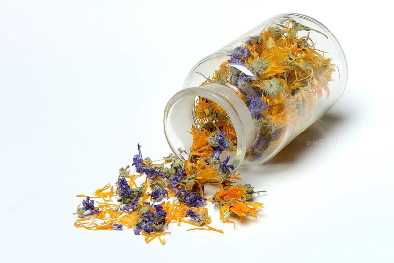 Tea mixture from dried Marigolds
