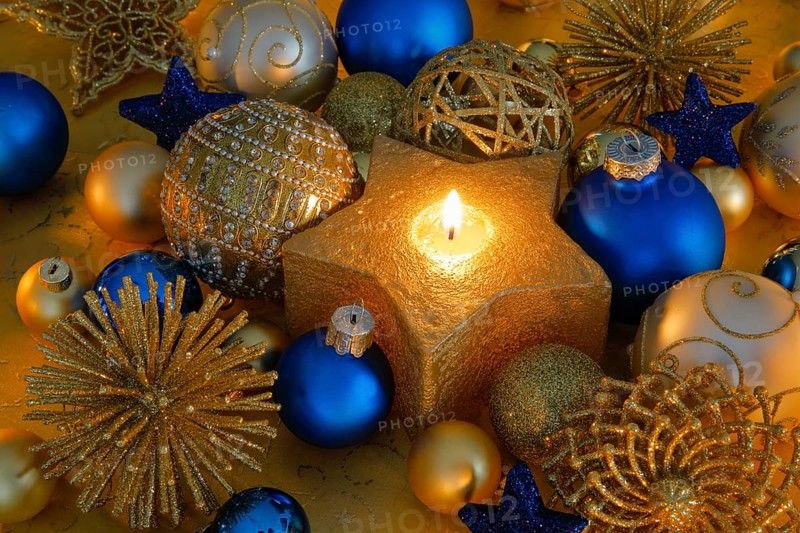 Christmas decoration in gold and blue