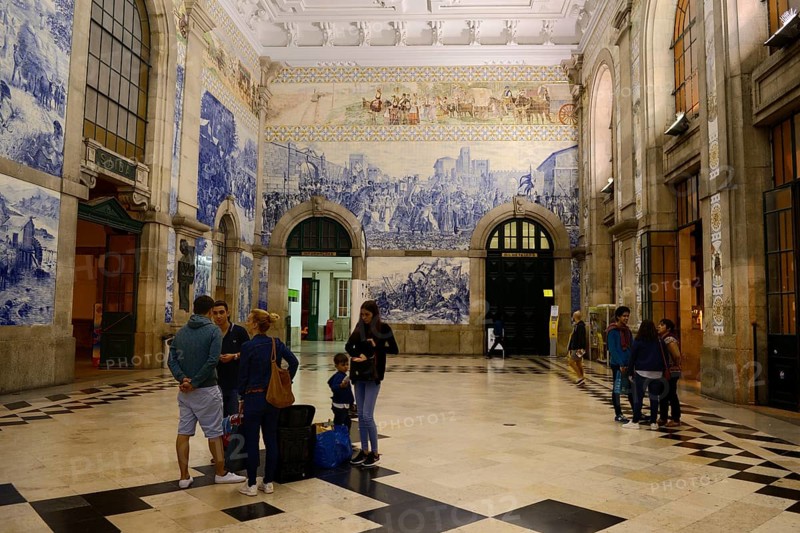 Sao Bento train station