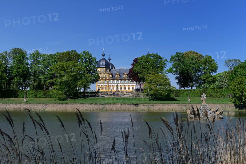 Seehof Castle with pond