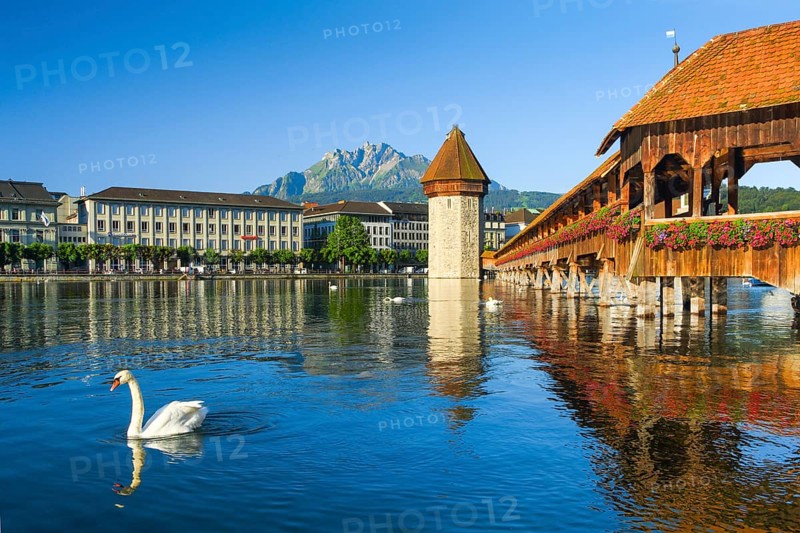 Chapel Bridge with Pilatus