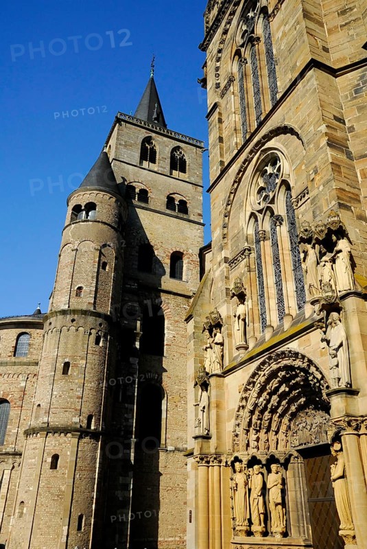 Portal of the Church of Our Dear Lady and St. Peter's Cathedral