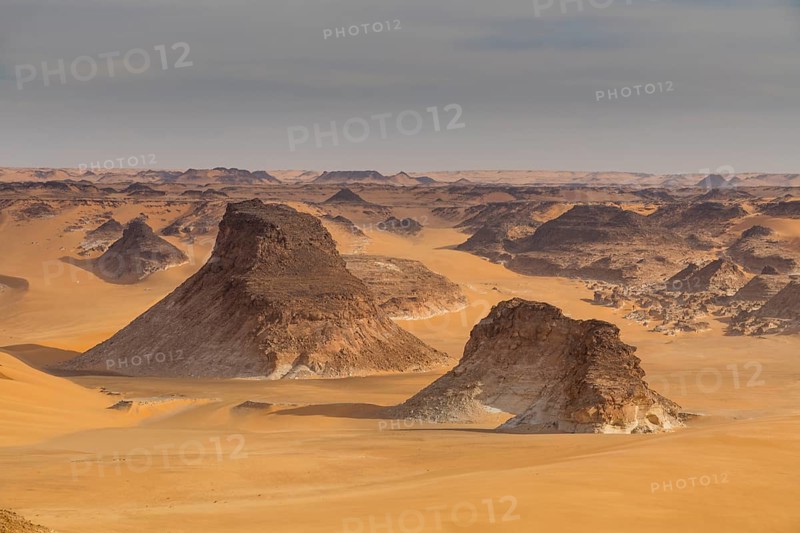 Sanddunes around the Unesco sight Ounianga lakes