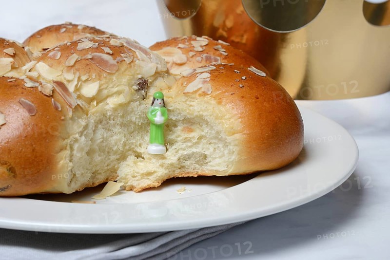 Epiphany cake with king and crown