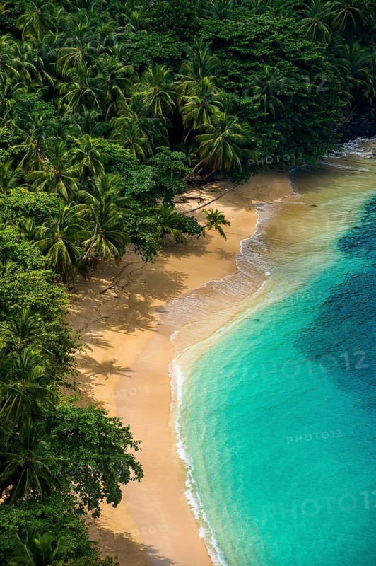 Overlook over banana beach