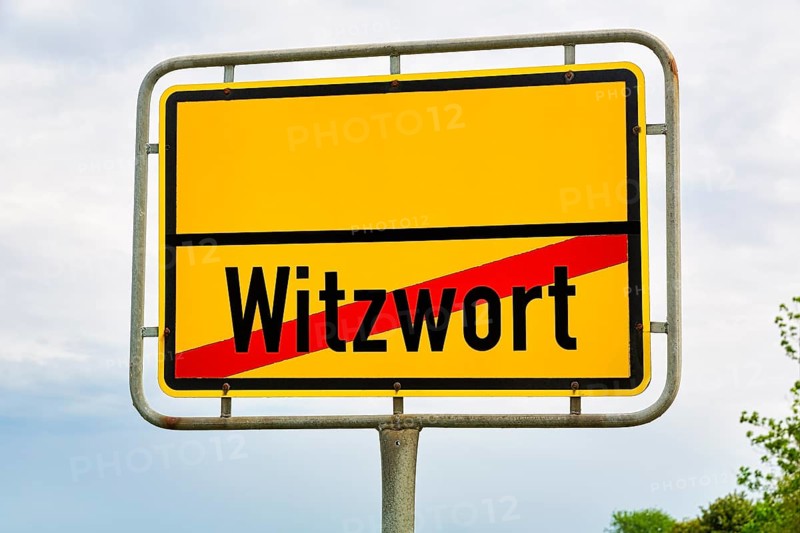 Place-name sign at the end of Witzwort