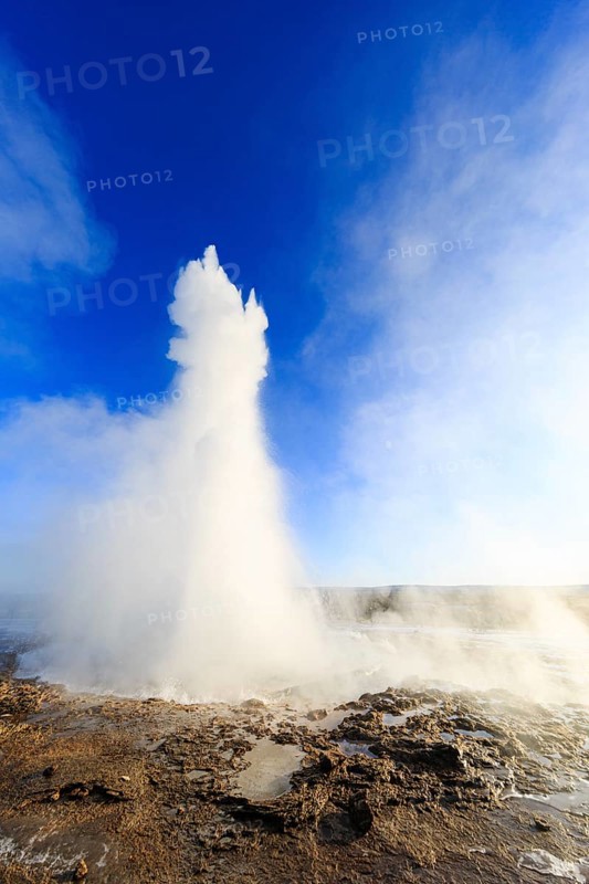 Eruption of the geyser Strokkur
