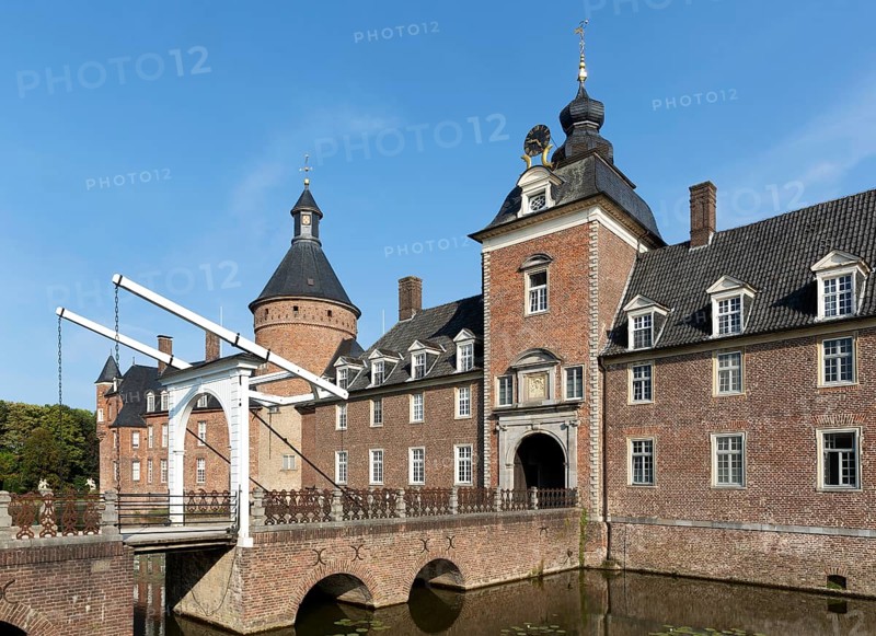 Anholt moated castle with drawbridge