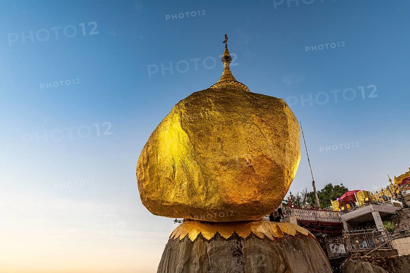 Kyaiktiyo Pagoda