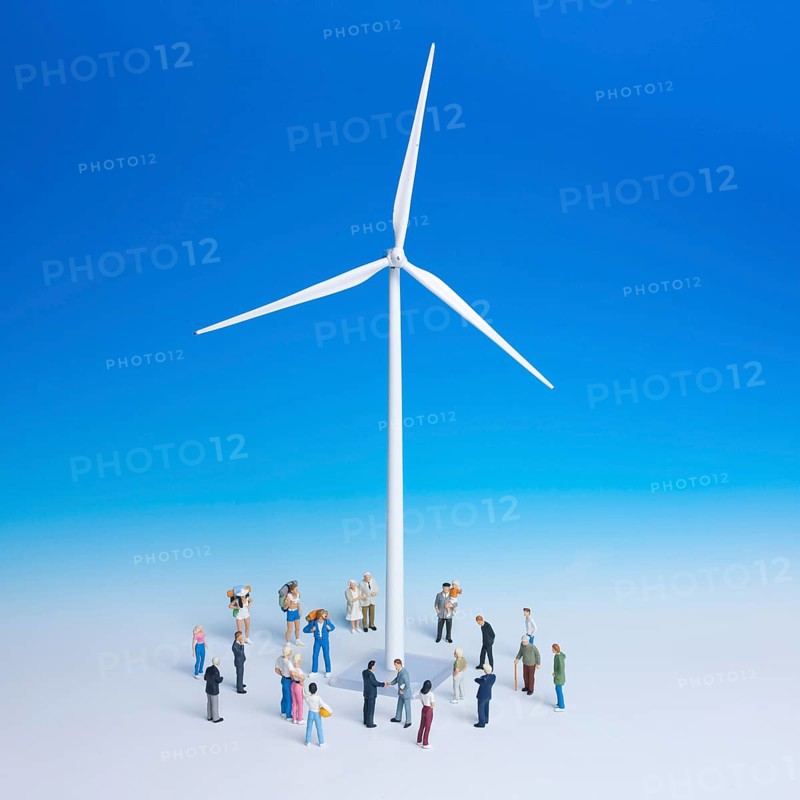 Miniature wind turbine