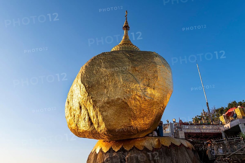 Kyaiktiyo Pagoda