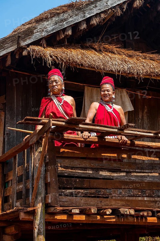 Old Kayan women