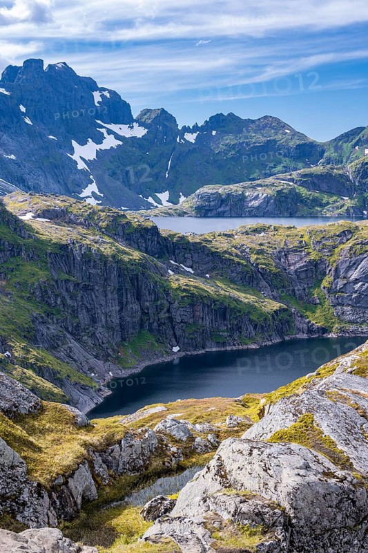 Lake Tennesvatnet and Krokvatnet
