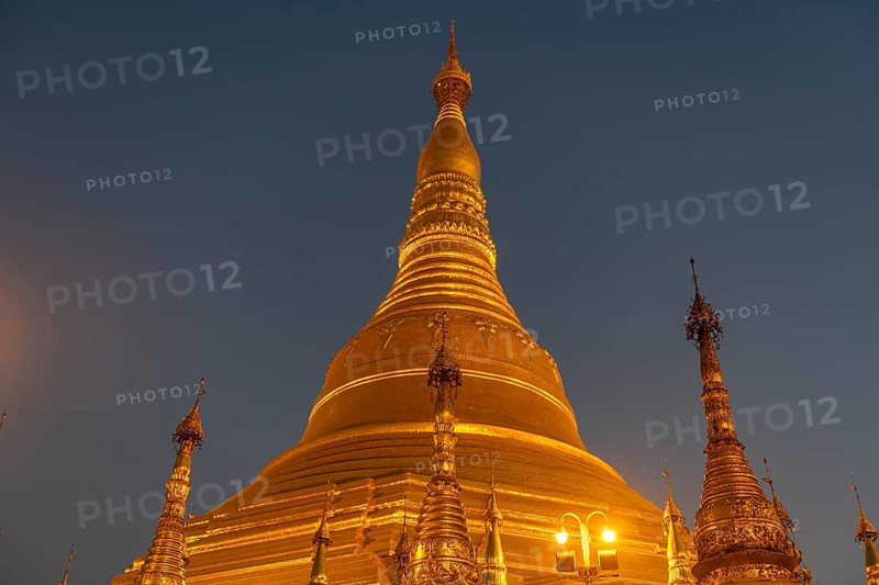 Shwedagon pagoda after sunset
